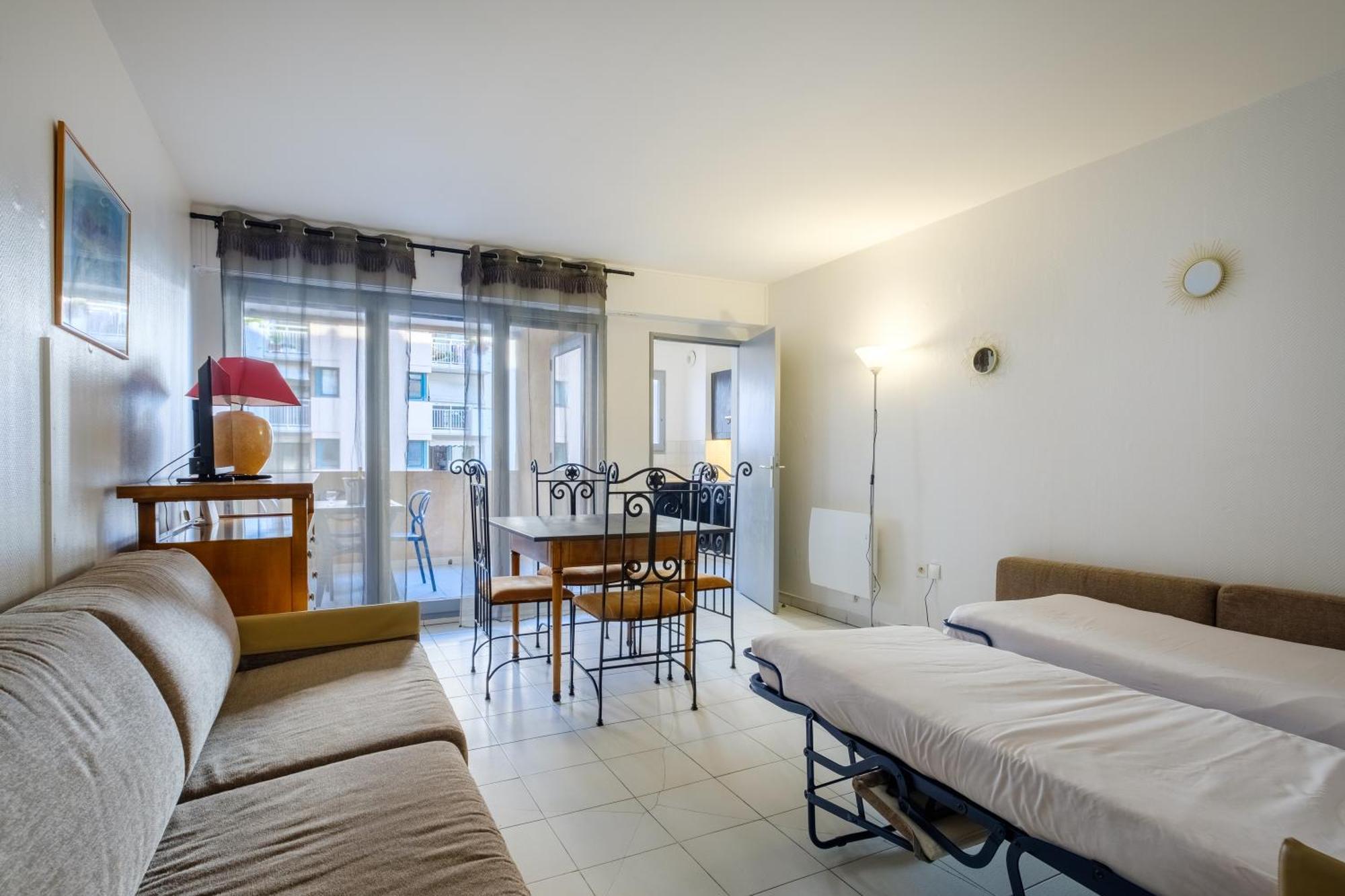 Residhotel Villa Maupassant Канни Екстер'єр фото