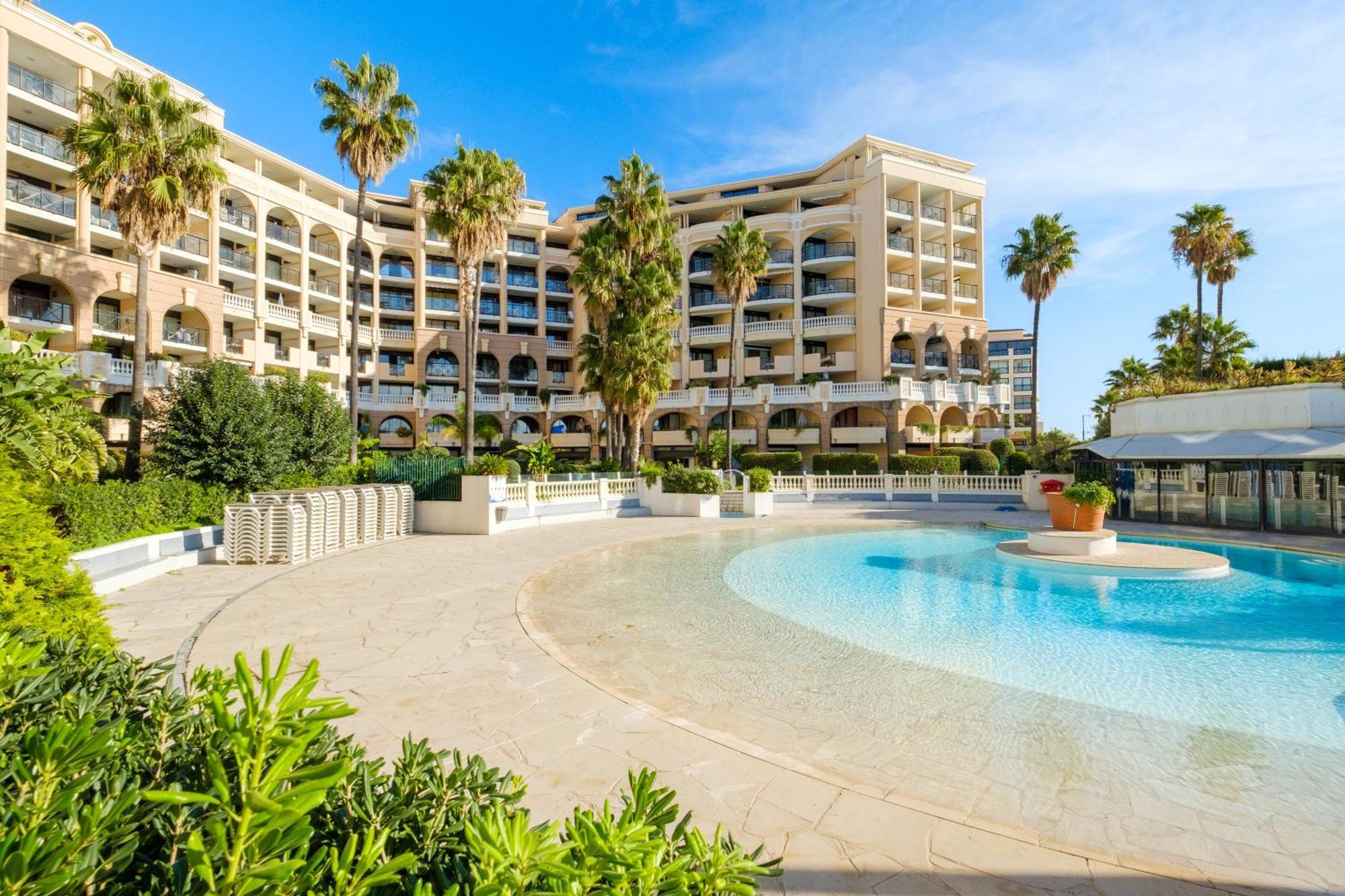 Residhotel Villa Maupassant Канни Екстер'єр фото