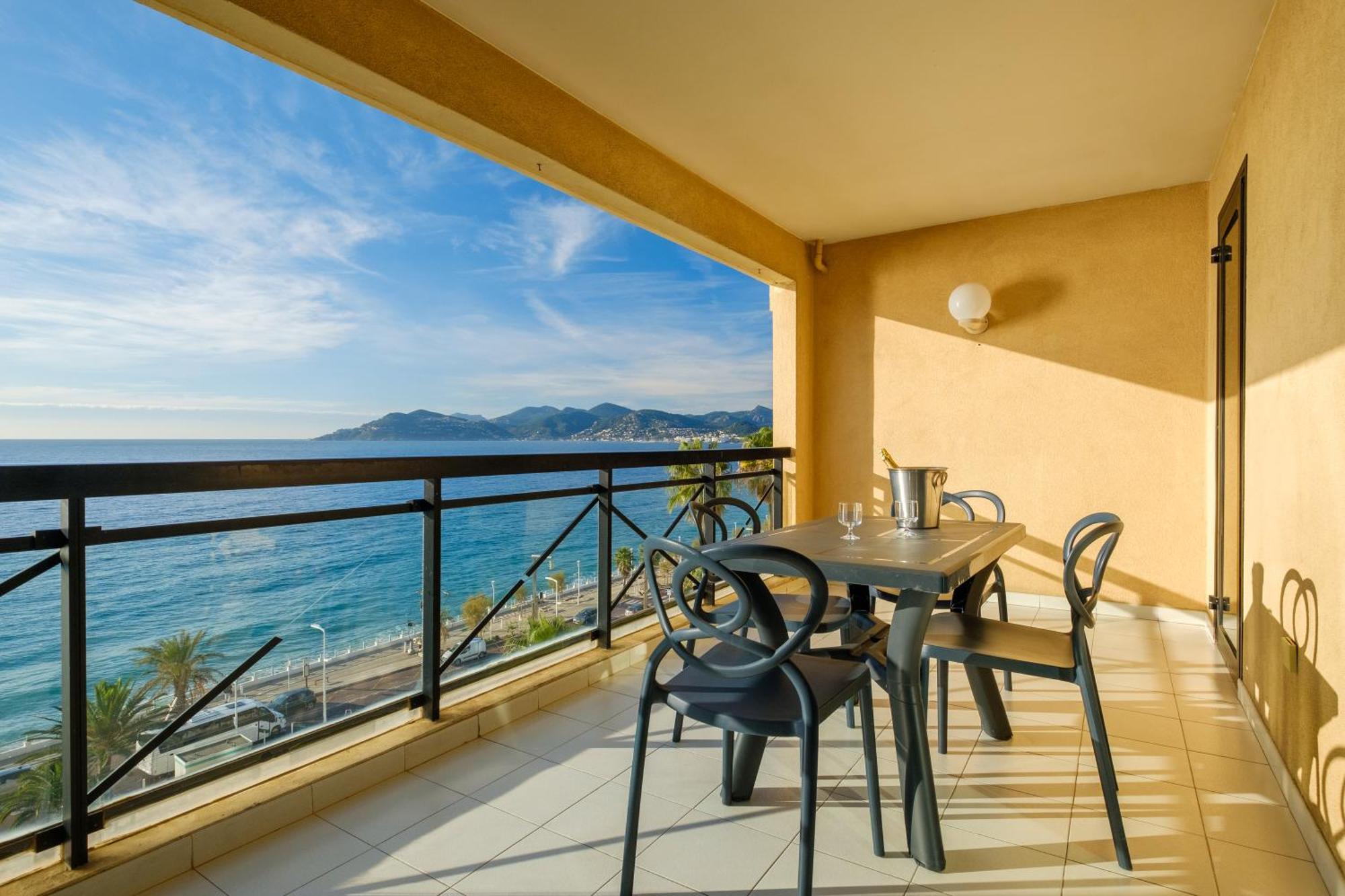 Residhotel Villa Maupassant Канни Екстер'єр фото